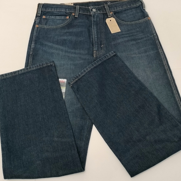 Levis Men 36"W 32"L Regular Fit Straight Leg. - Picture 7 of 13